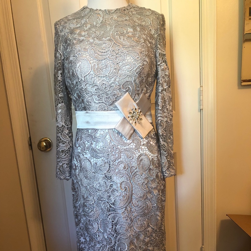 Izi Silver Lace Cocktail / MOB Dress (4)